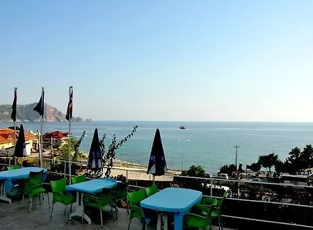 Hotel Royal 3*